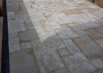 Exterior screeding, tiling to patio with steps (16)