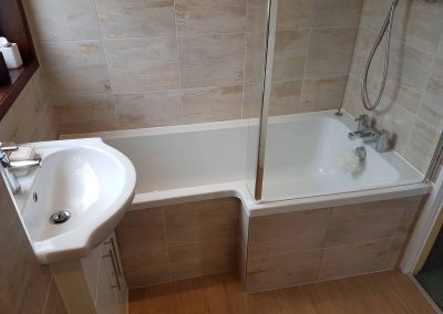 Family bathroom modernisation (8)