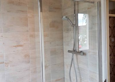 Family bathroom modernisation (9)