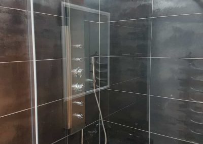 Bathroom 10